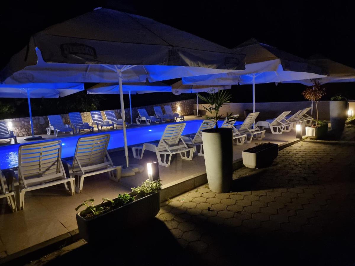 Pension Riviera-Silo Dış mekan fotoğraf